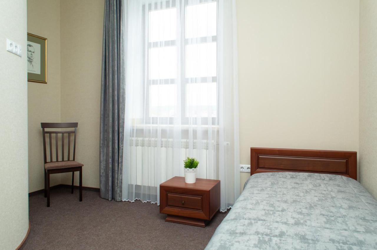 ניאסוויז' Belastok Hotel מראה חיצוני תמונה