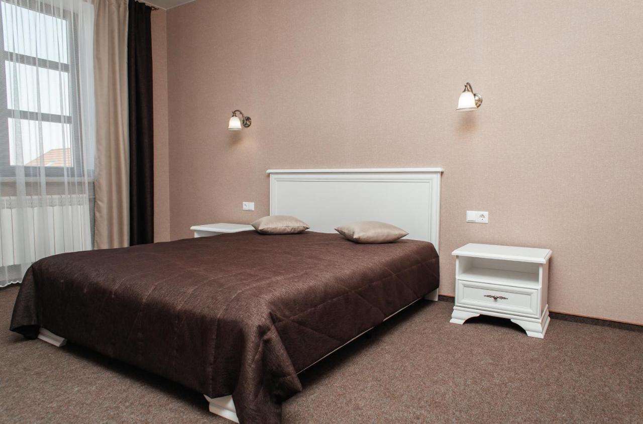 ניאסוויז' Belastok Hotel מראה חיצוני תמונה